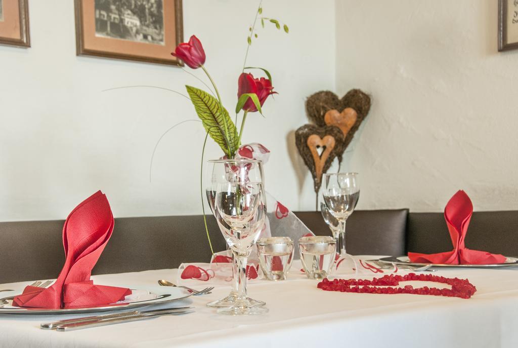 Hotel-Restaurant Bauer-Keller غريدينغ المظهر الخارجي الصورة