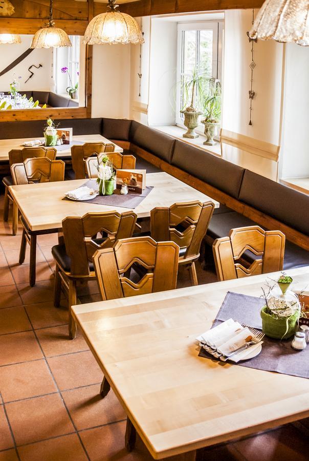 Hotel-Restaurant Bauer-Keller غريدينغ المظهر الخارجي الصورة